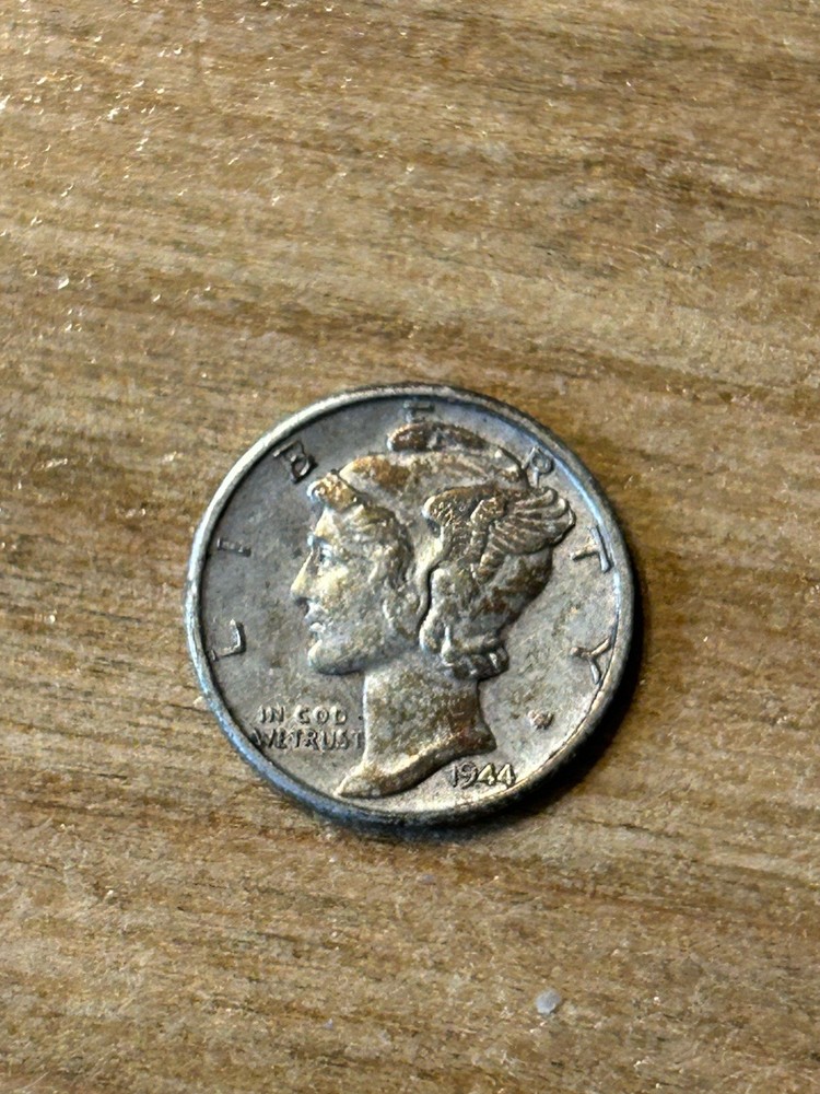1944S Mercury Dime AU