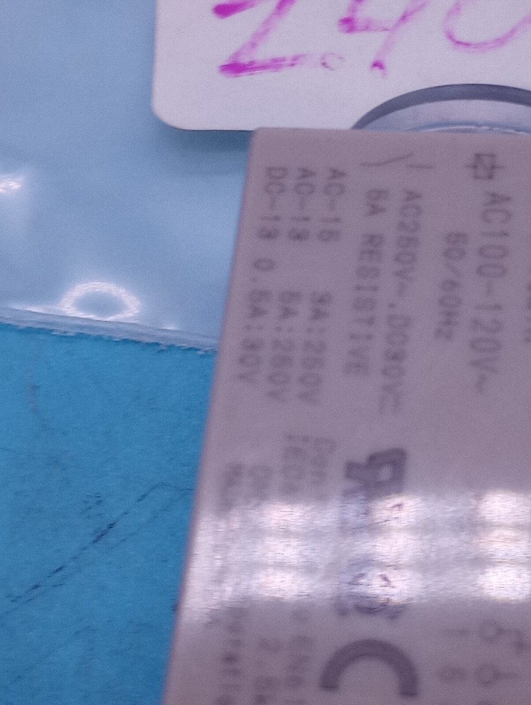 Omron H3YN-2 Timer + SOCKET 7A 250VAC