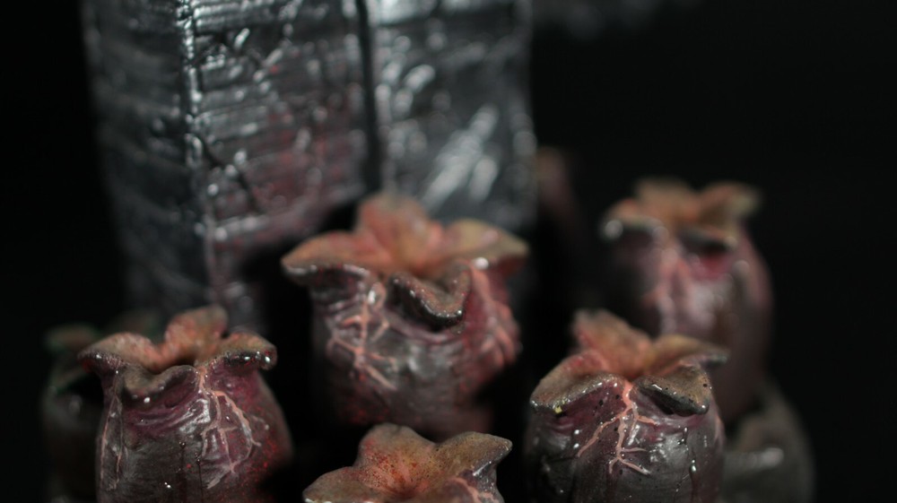 Alien Xenomorph With Eggs 3D Print Diorama Model