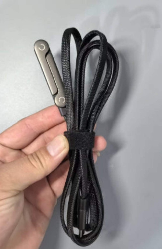 Fast Charging Foldable Bracket Data Cable 2-in-1 Data Wire Foldable Phone Tablet