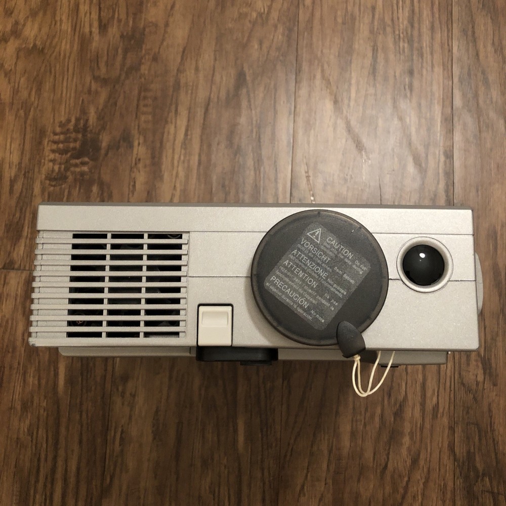 Mitsubishi LVP-X80U LCD Projector Multimedia Video Computer