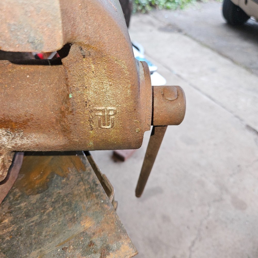 Fpu 6" Rear Sliding Swivel Vise
