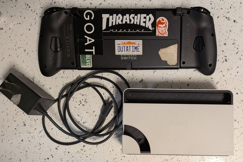 Nintendo Switch OLED Bundle - Hori Split Pad Pro, White OLED Dock & Charger