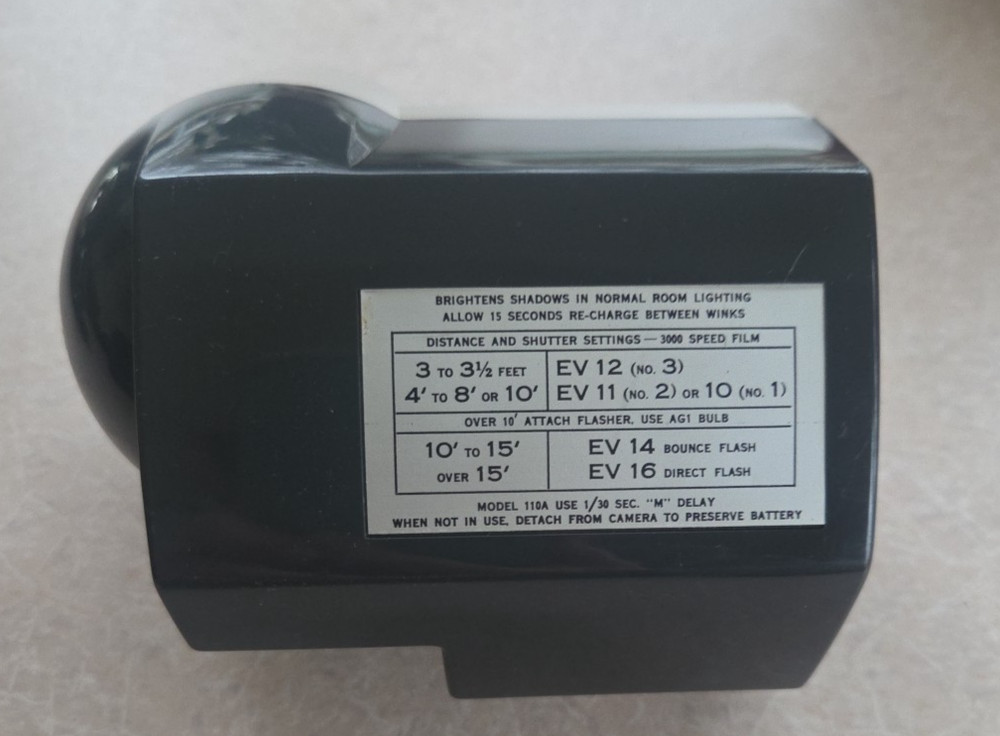 Polaroid Wink Light Flash Model 250 Used.