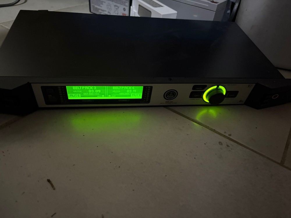 AKG DSR700 Digital Wireless Microphone Receiver System
