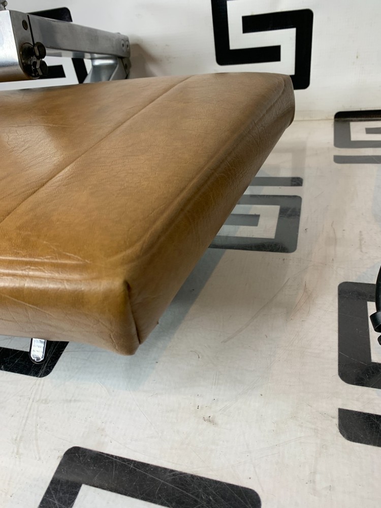 Midmark Ritter 75 119 Evolution Power Exam Table Chair Tan Adjustable Headrest