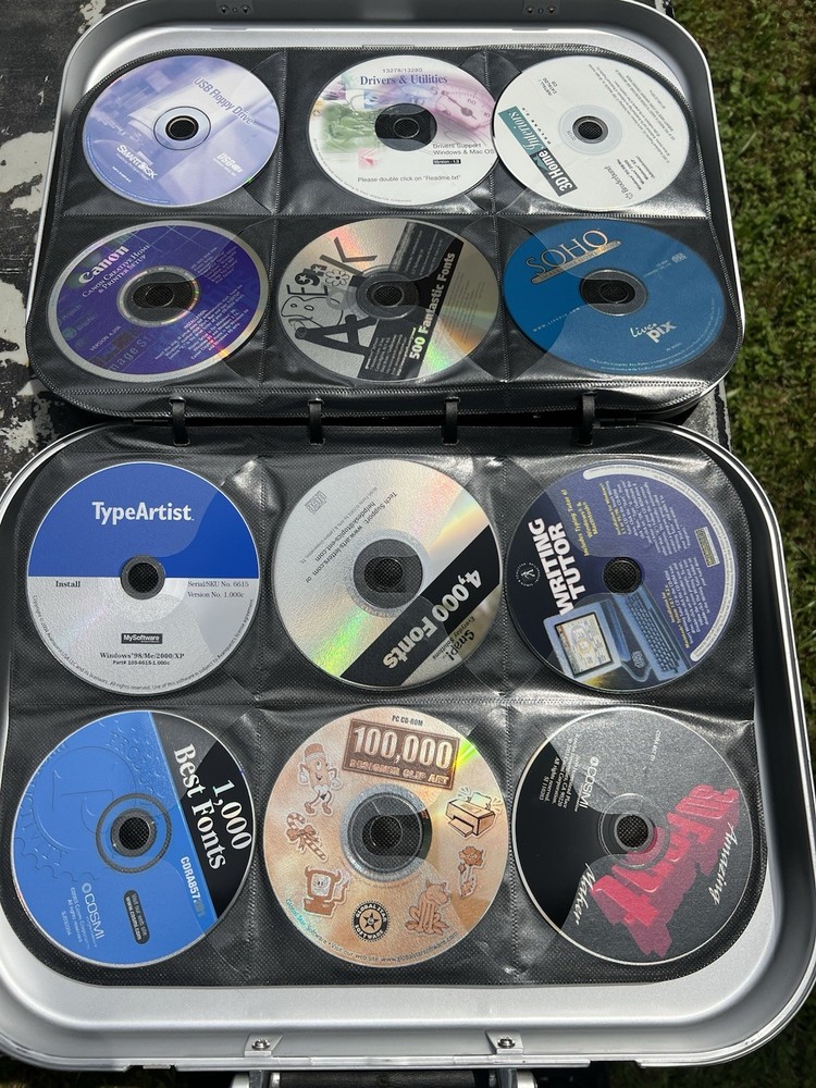100 Plus CD ROMs Whole Case