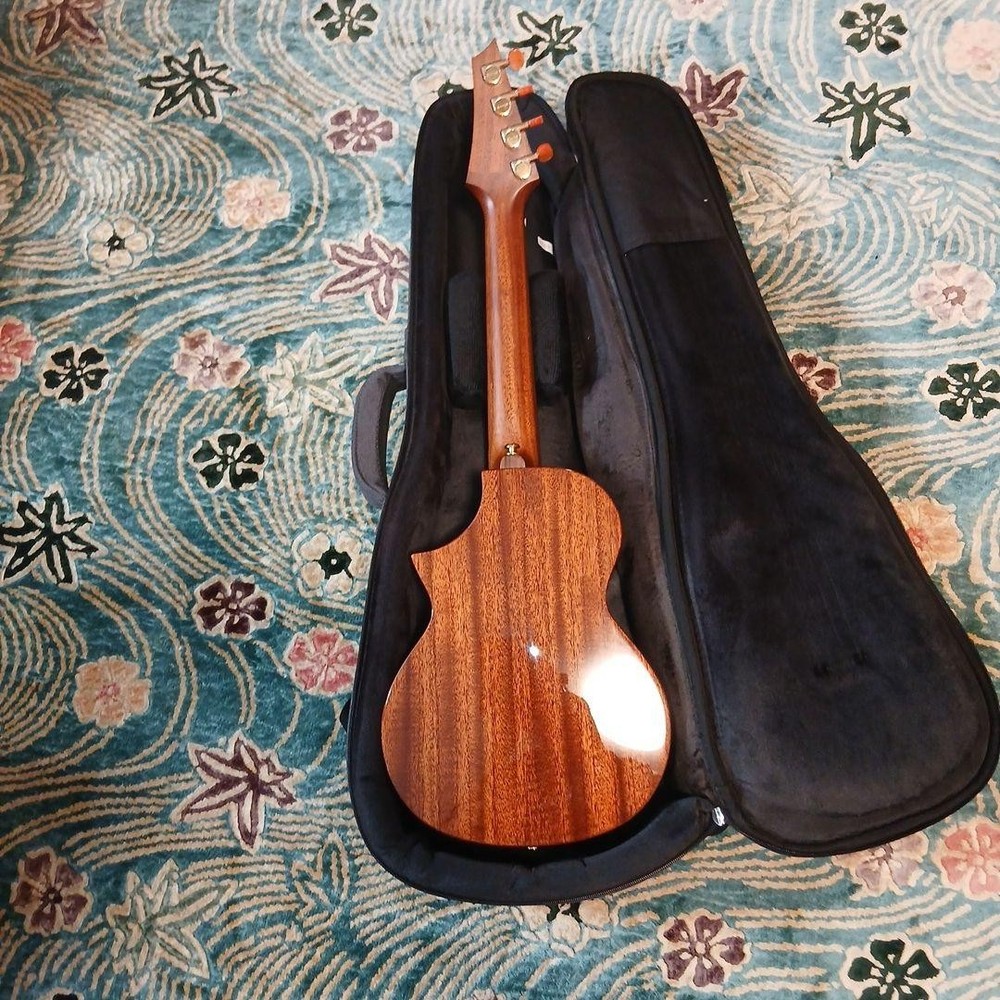 Enya Tena Ukulele EUTM6