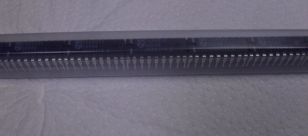 TSA5511 Philips Linear Ic Frequency Synthesizer 1.3GHz I²C Bus 18DIP. Selected.