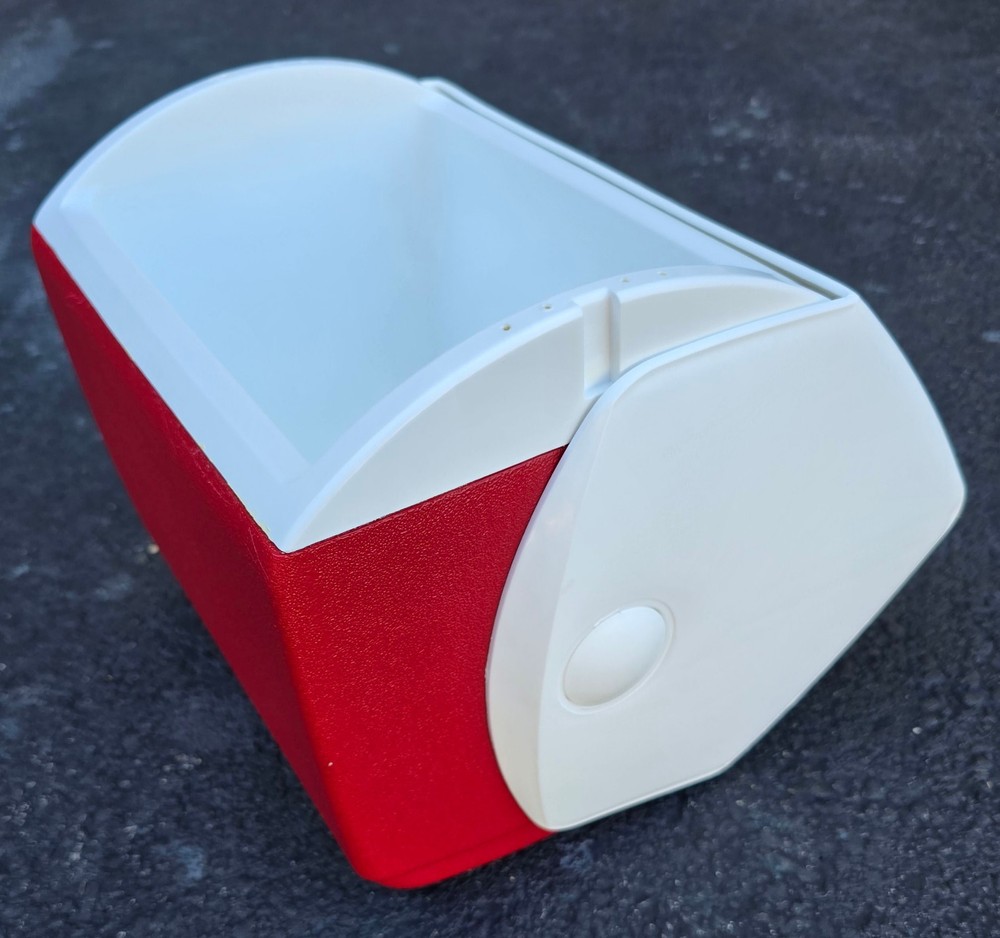 SNAP-ON TOOLS IGLOO COOLER RED & WHITE NEW