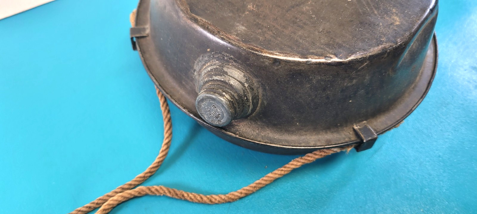 Antique Military Drum Steel Canteen Twist off Cap TR492