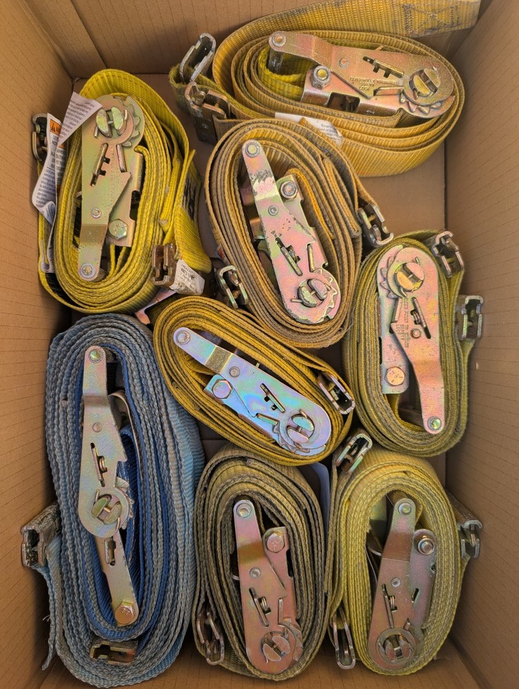 USED 8x E-Channel Ratchet Strap