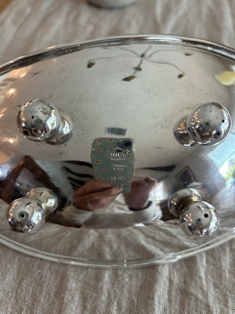 Hand wrought Belleza Mexico Curvy Wavy Silver Plated Footed Decorative Bowl 11”