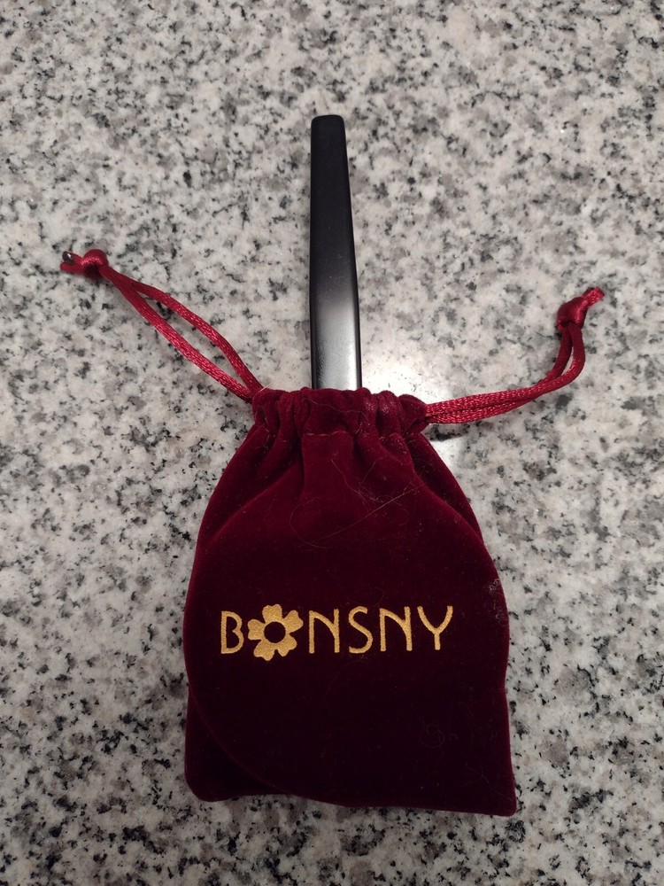 Magnifying Glass & Bag. 2 Styles Available. READ DESCRIPTION.