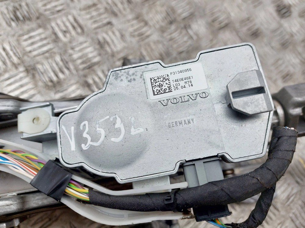 VOLVO V40 ADJUSTABLE STEERING COLUMN 2014 31340956