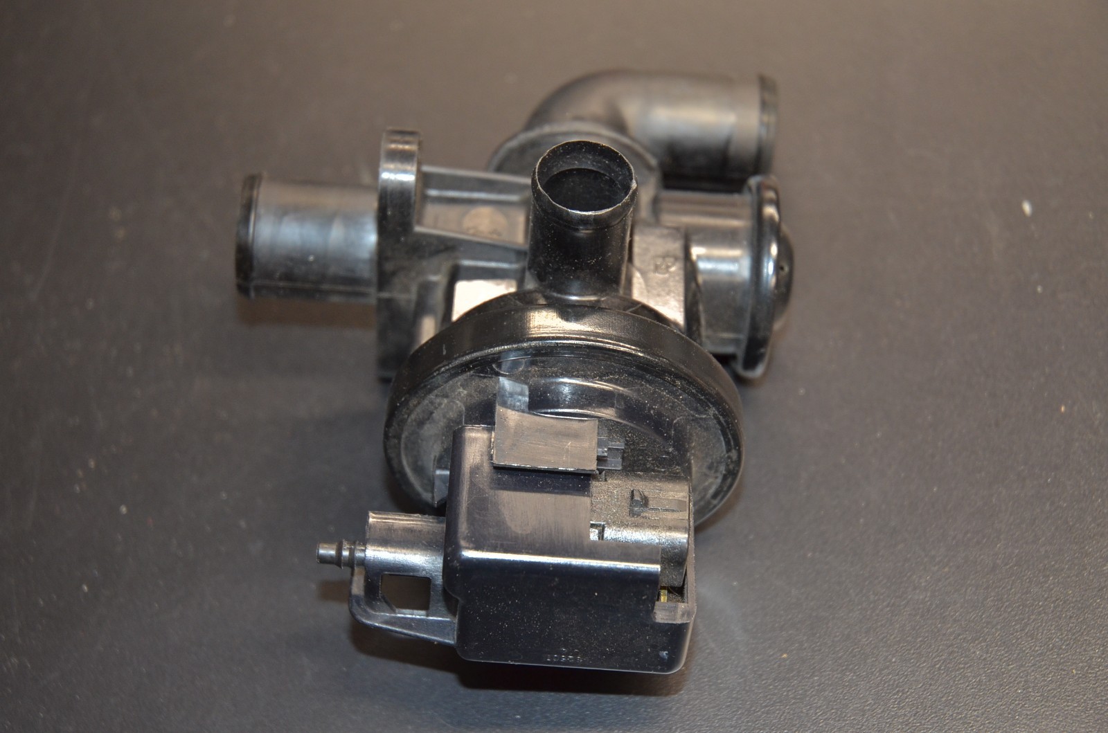 Air Injection By-Pass Valve Assembly OEM 1990 1991 Corvette ZR1