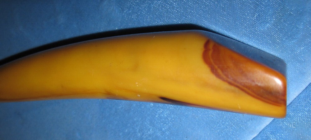 Vintage butterscotch Bakelite handle pull through knife sharpener