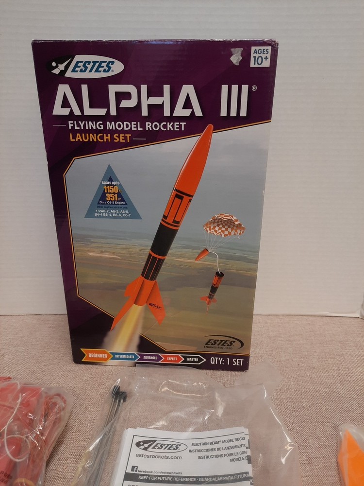 Estes 1427 Alpha III Model Rocket Launch Set Kit 1150 Ft 351 M