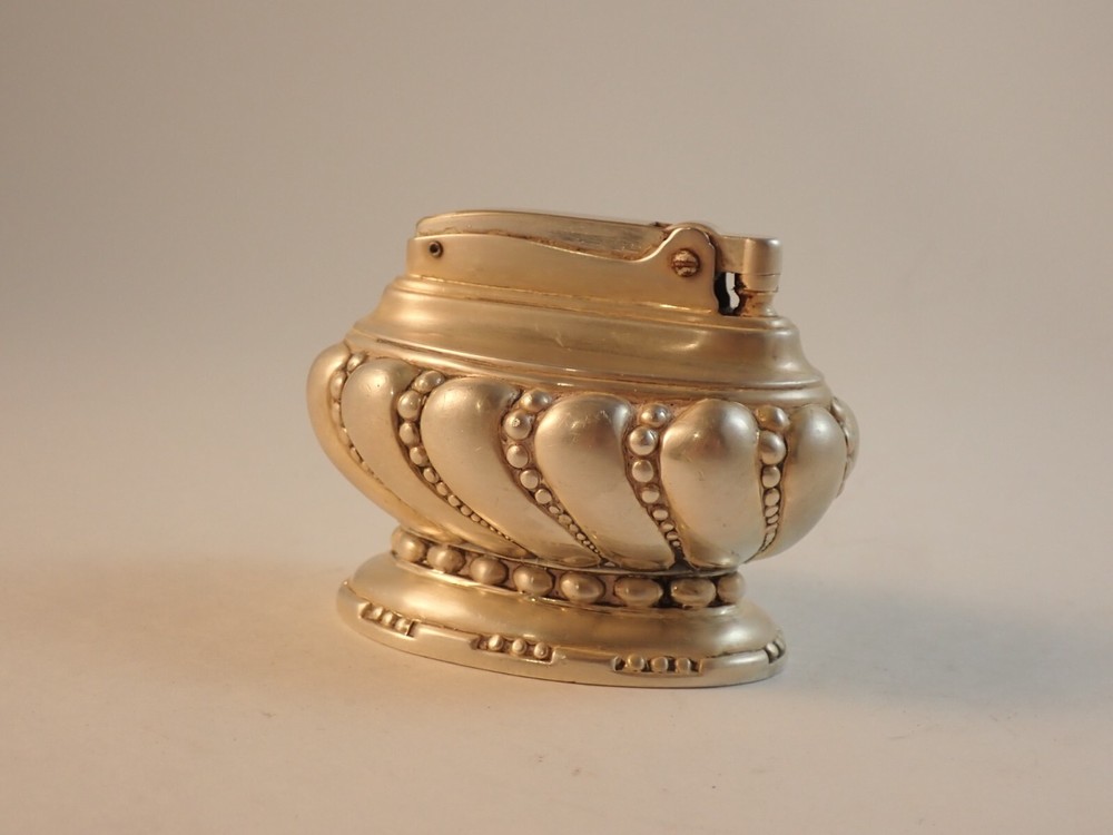 Vintage Ronson "CROWN" Silver Plate Table Lighter Rare Nice