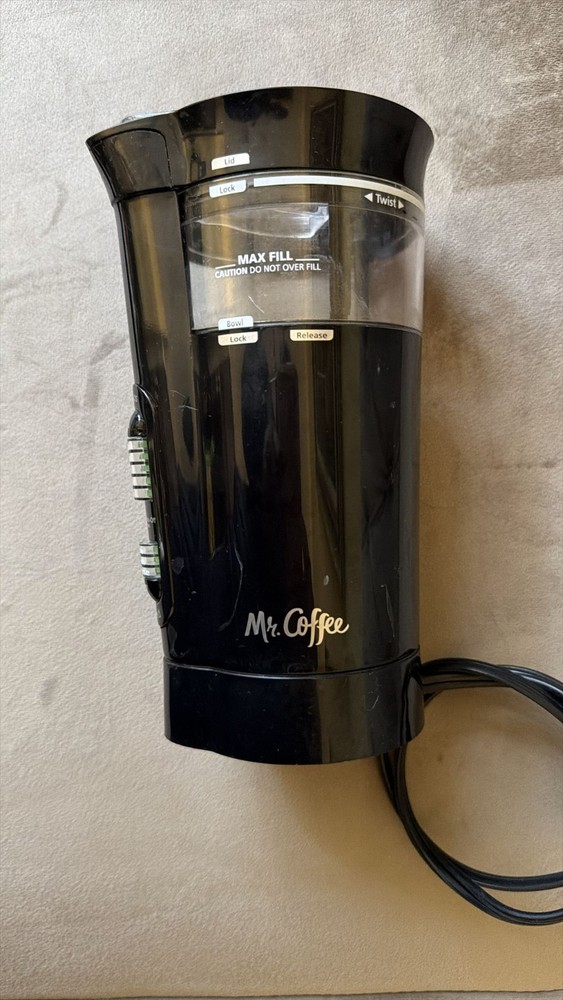Mr. Coffee Mill Blade Grinder IDS77 Precision 12 CUP 3 Grind Settings.