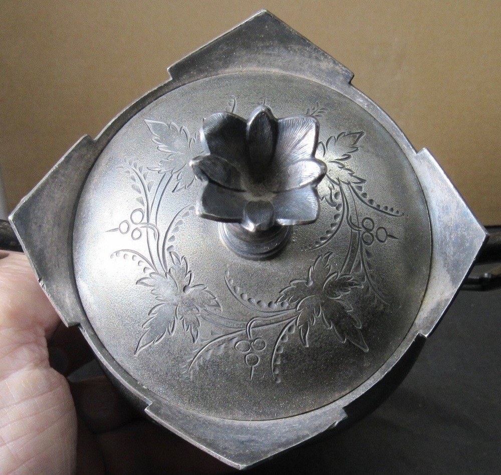 VICTORIAN SILVER PLATE TEA SET 5 PIECE MERIDEN 1880'S EX. CONDITION ENGRAVED