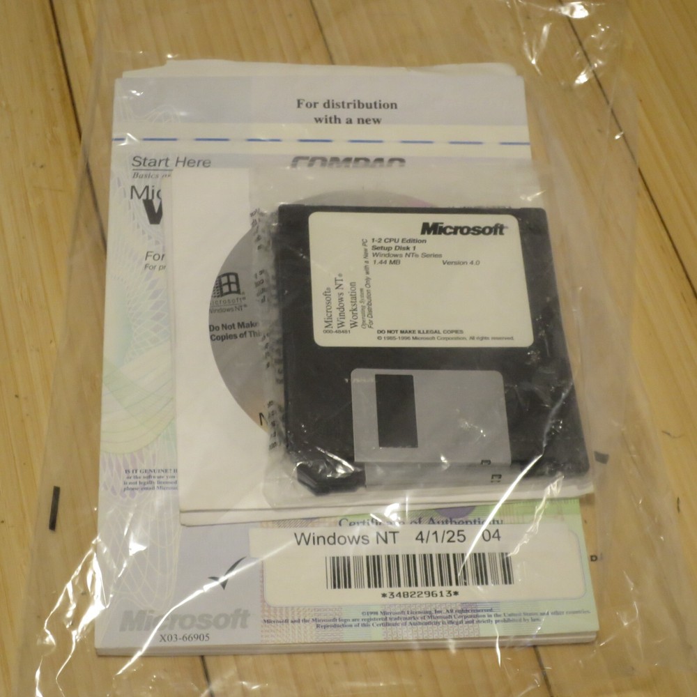Microsoft Windows NT Workstation 4.0 SP5 CD-ROM, 3.5 Floppies, Manual & COA 04