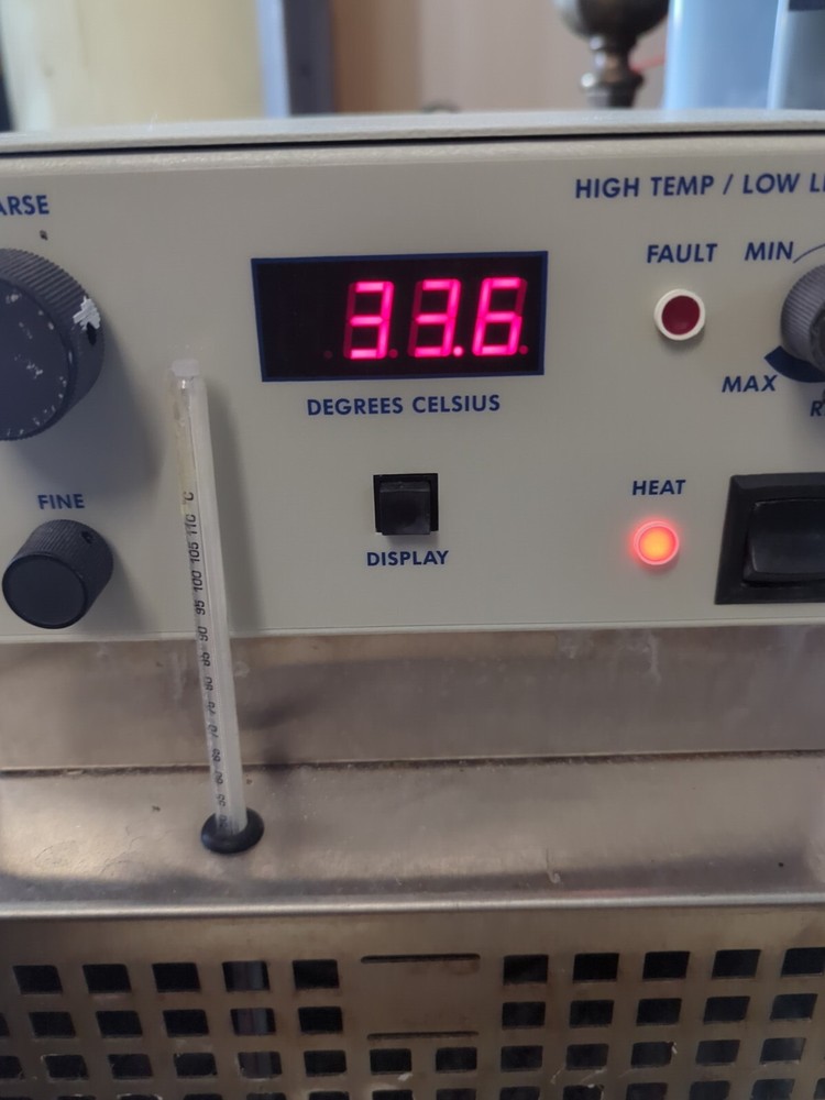 Neslab Instruments GP-200 Temperature Bath And Regulator