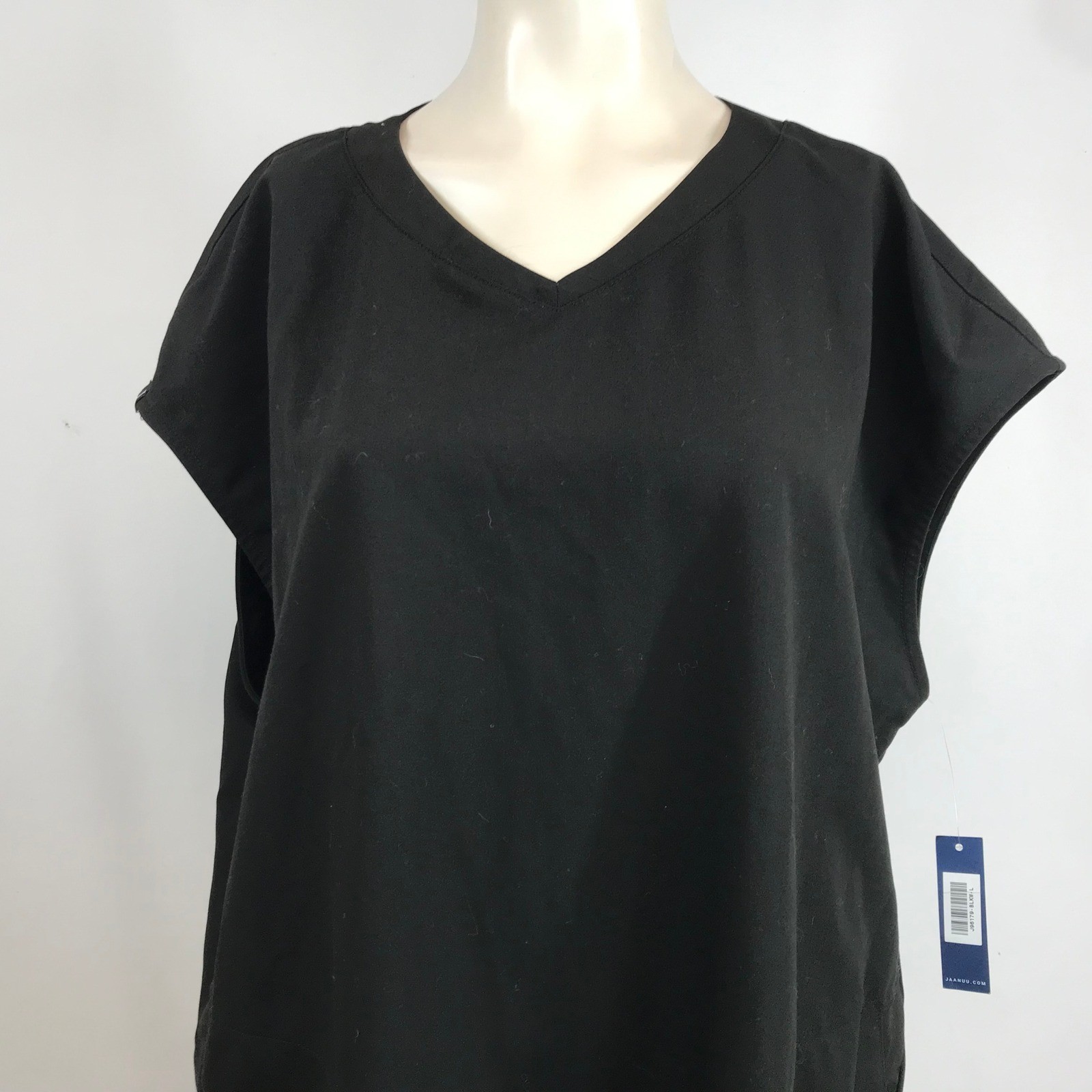Jaanuu Womens Black V-Neck Scrub Top Relaxed Fit Side Pockets Size Large NWT