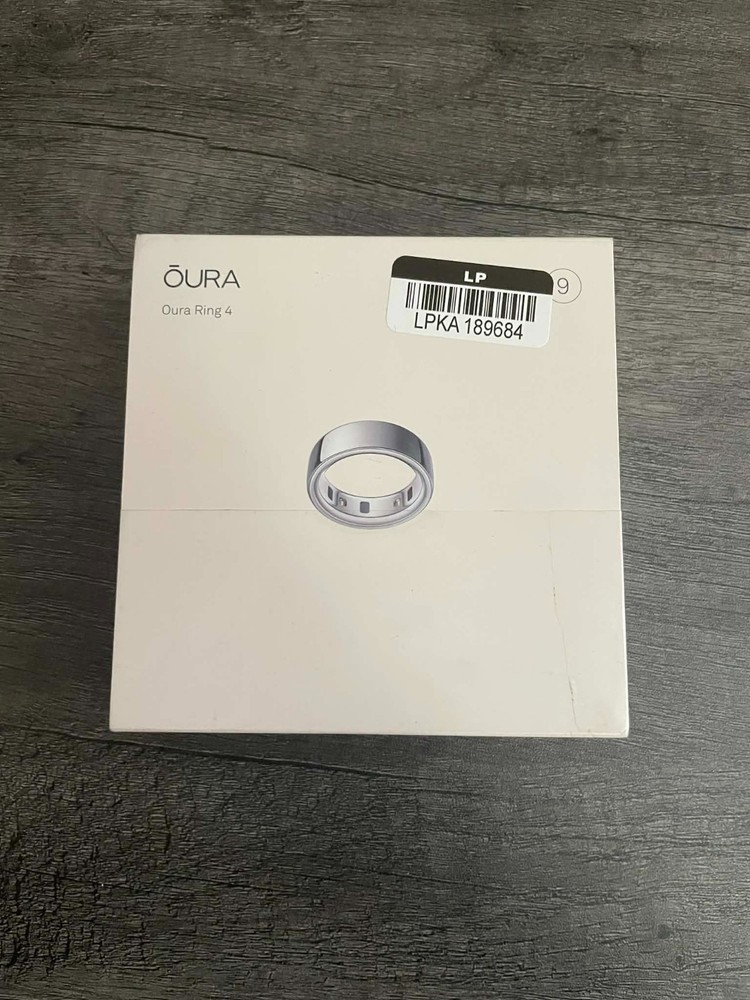 Oura Ring 4 Silver - Size 9