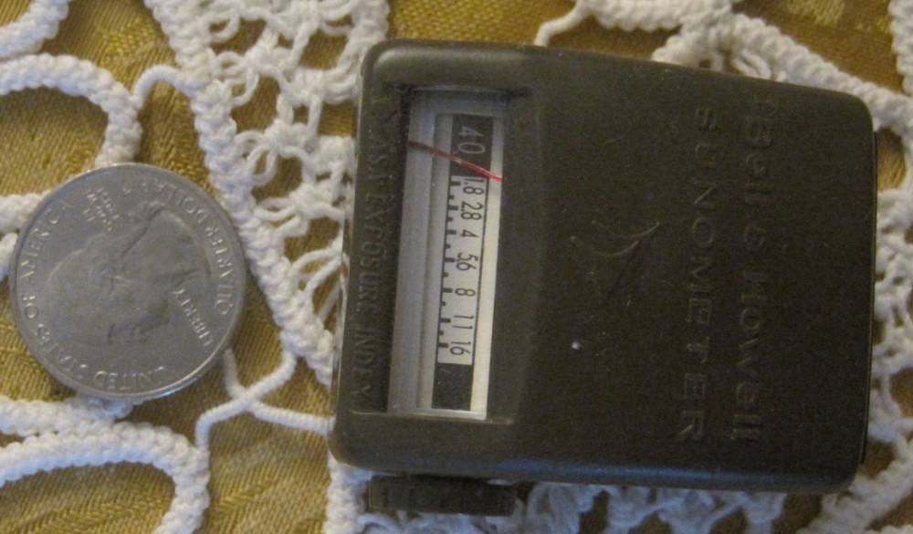 Vintage Bell & Howell Sunometer Light Meter Model 76, used