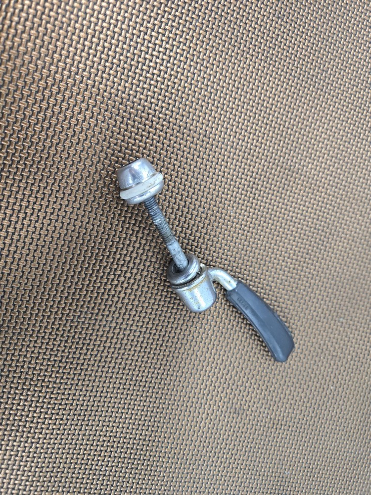 Shimano Deore XT  quick release seatpost binder