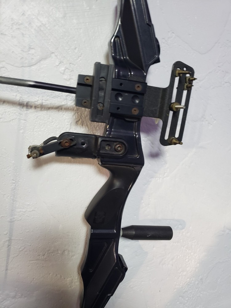 Golden Eagle Compound Archery Bow
