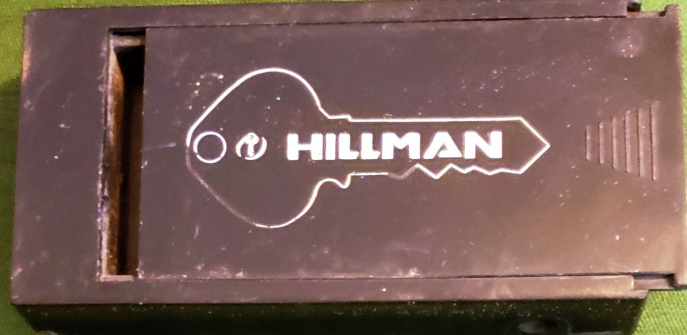 Hillman Plastic Magnetic Key Case