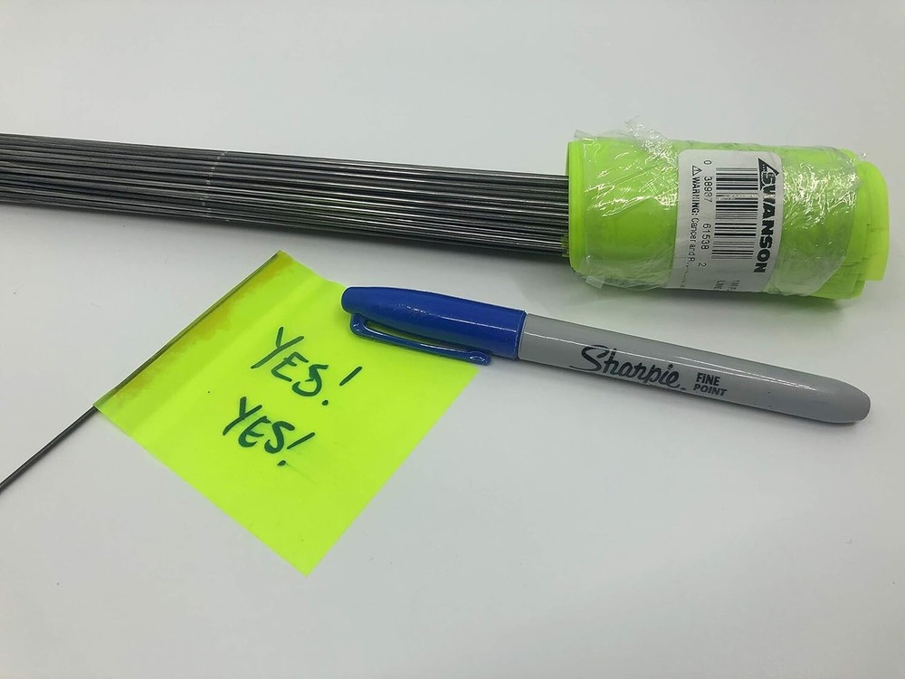 Durable 100-Pack Orange Marking Flags for Landscaping and Construction Projects