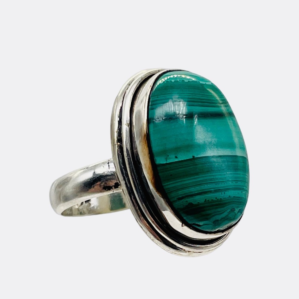 Gemstone Oval Malachite Sterling Silver Ring | Size 7 | Green | 1 Ring |