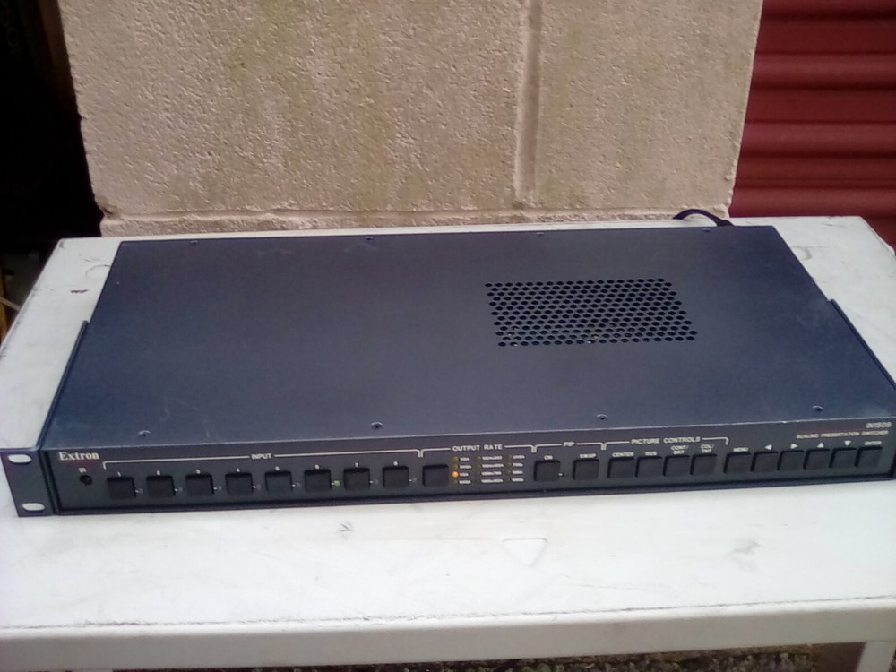 Extron Scaling Presentation Switcher IN1508