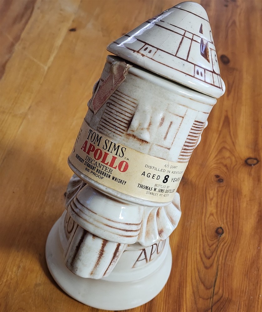 1969 CHINA APOLLO COMMAND MODULE EMPTY DECANTER MCCOY POTTERY SIMS DISTILLERY