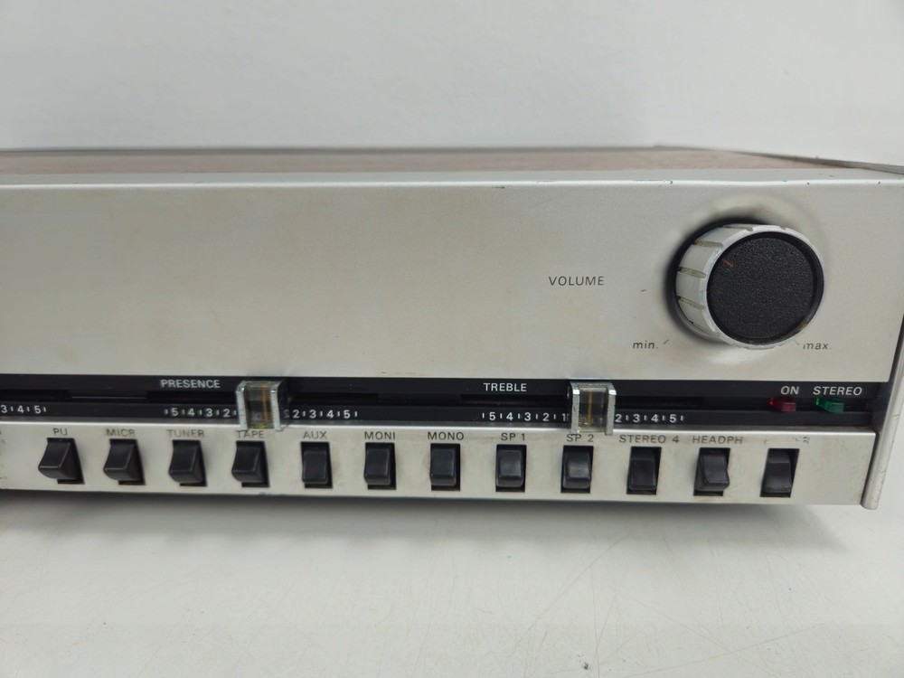 Philips - 22RH521 - Stereo Integrated Amplifier - Class A
