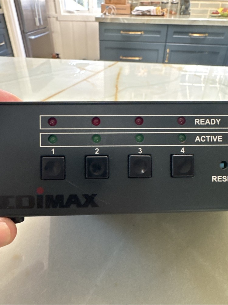 Genie Kvm Switch Box 4 Port Edimax