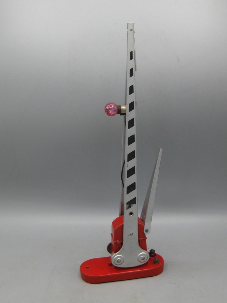 Vtg Lionel Train #152 Automatic Crossing Gate Light Postwar O Gauge EX!