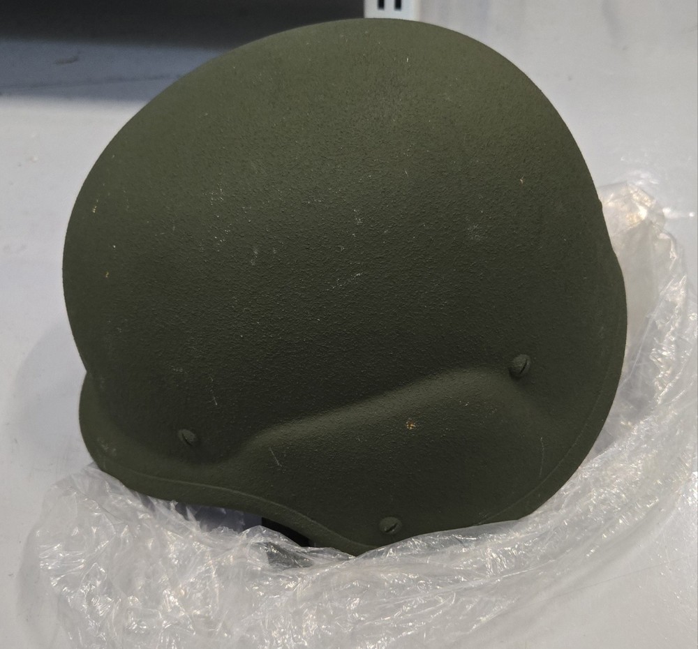 USGI HELMET MEDIUM (NEW)