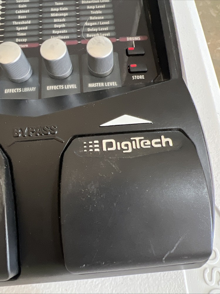 Digitech RP155V Guitar Multi Effects Processor Working Used No Adapter