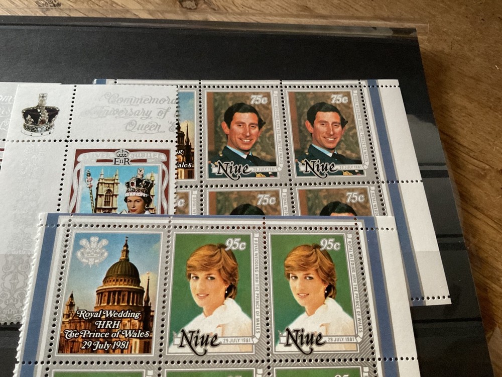 Commonwealth mint never hinged stamps B1566