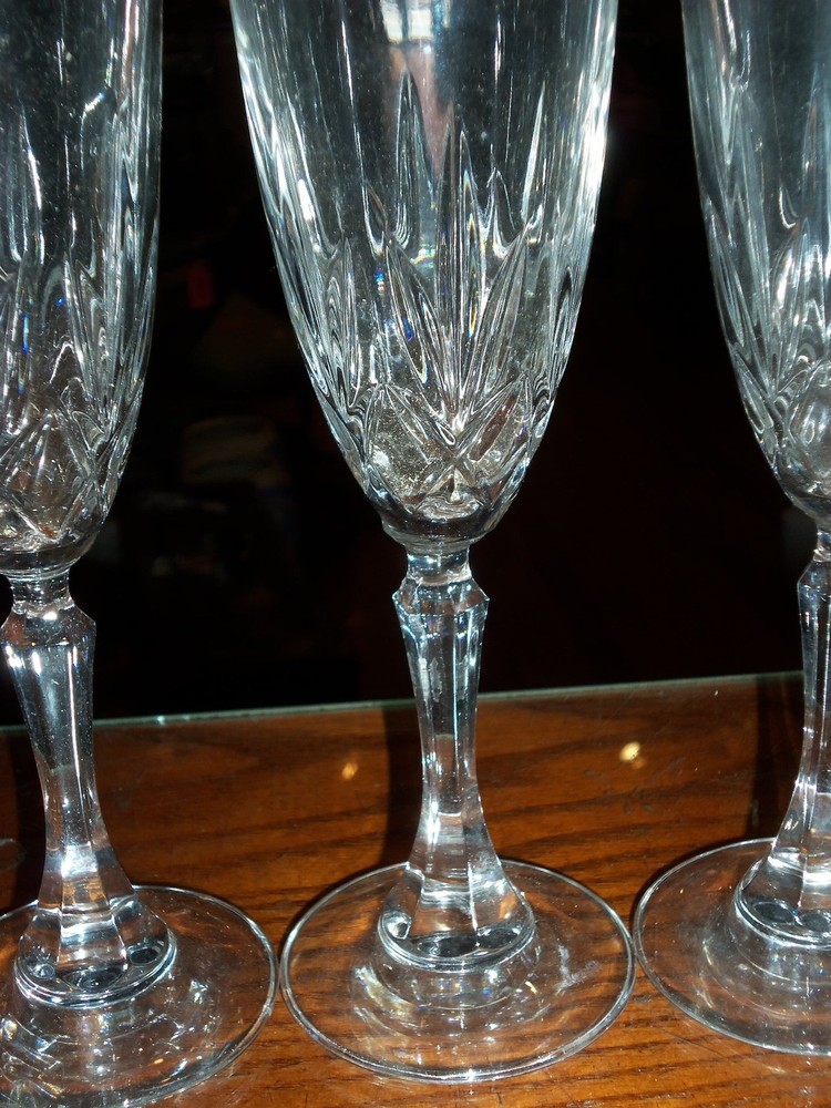 Set of 4 Crystal Wine Stems - Maker & Pattern Unknown