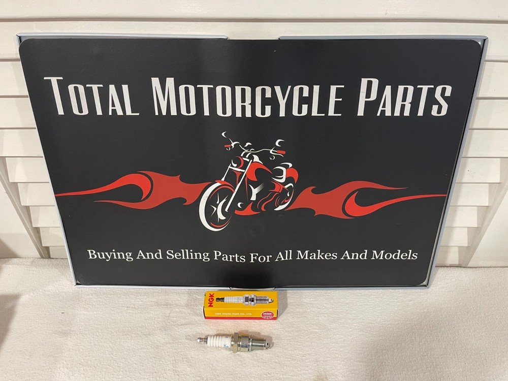 NGK Spark Plug BPR5ES 7734 NOS Part