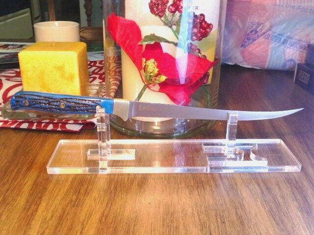 SPECIAL Knife Desk Top Display Stand Clear Acrylic Fixed Blade Knives 6" to 14"