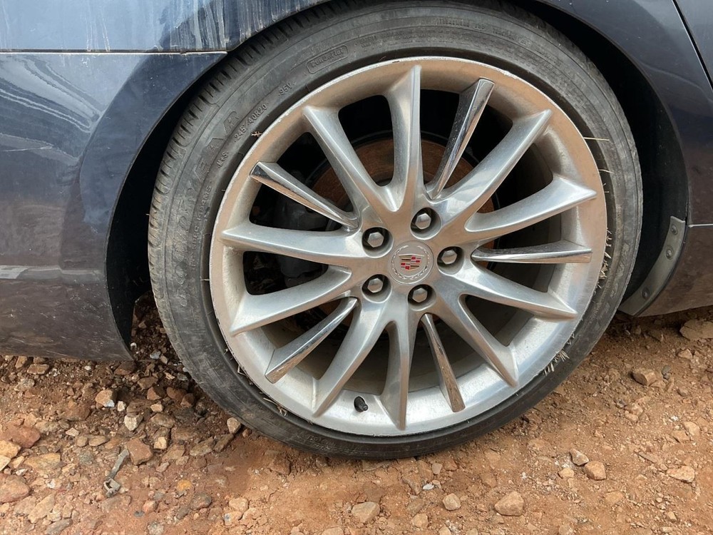 XTS 2013 Glove Box 4921910