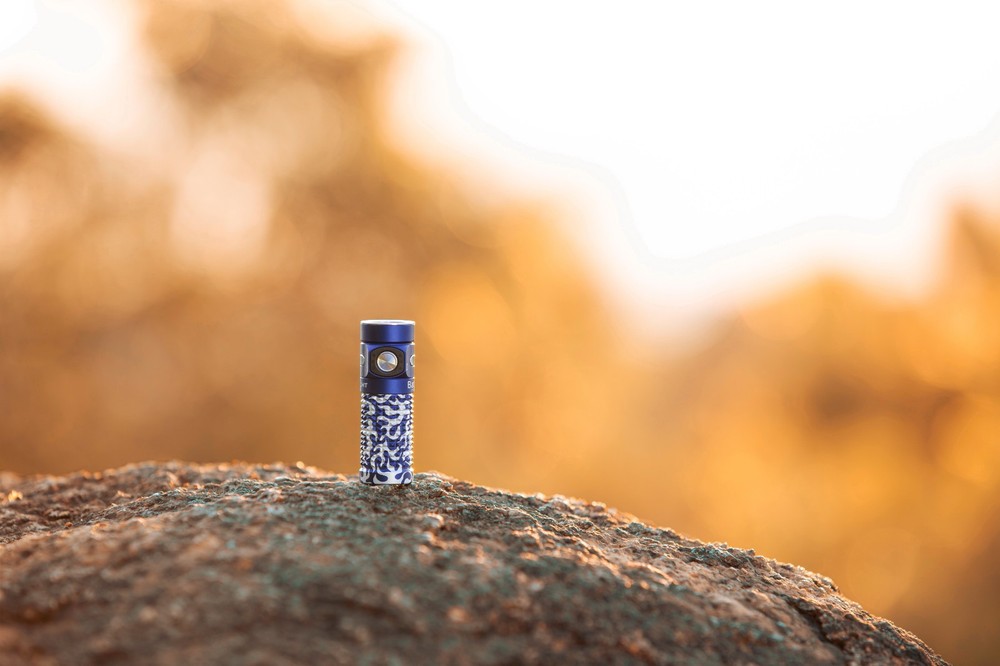 Olight Baton 4 Blue Phantom Waterproof Rechargeable Flashlight 1300 Lumens