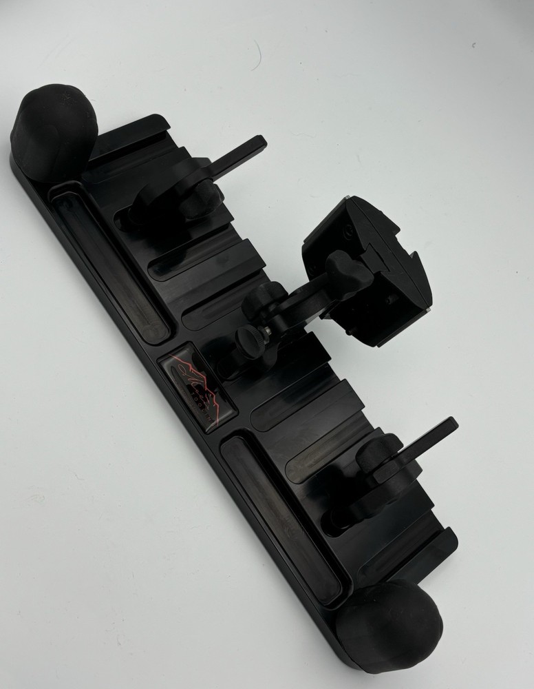 Moen Knife Fixture