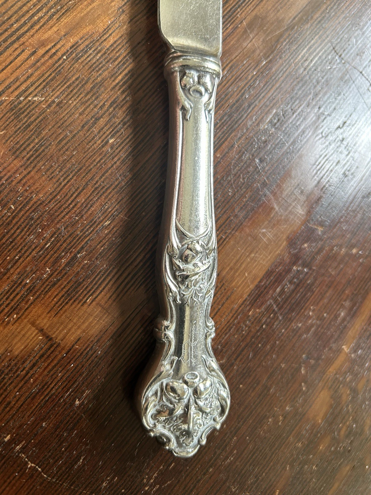 1 CHARTER OAK 1906 Silverplated 9 1/2" HH DINNER KNIVES 1847 Rogers Bros